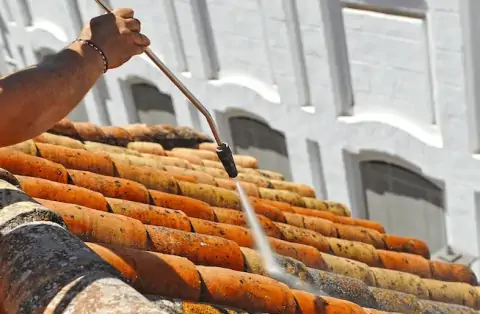 Nettoyage de toitures - Montclar